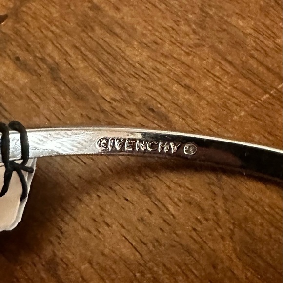 Givenchy Silver Toned Crystal Bangle Bracelet with clasp closure NWT - Picture 2 of 4